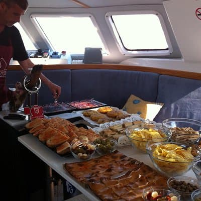 Barcelona Catamaran Private Experience from 13 to 16 Passengers 4