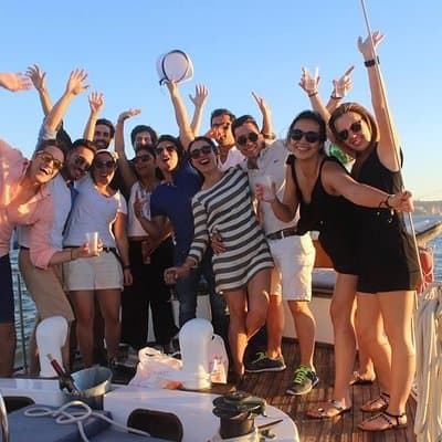 Hen Party in Lisbon on a vintage Sailboat 3