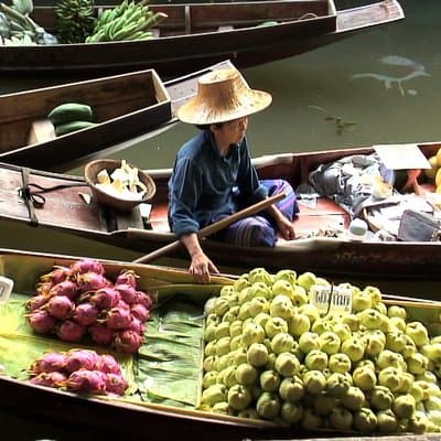 Exclusive Floating Market & River Kwai Private Experience 3
