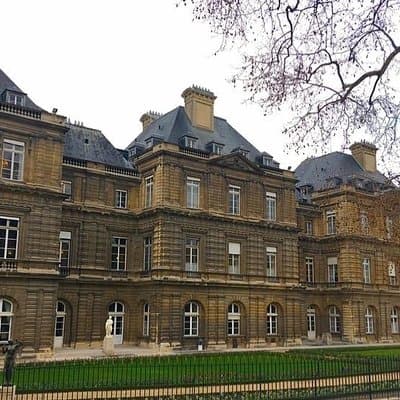 Paris Notre Dame & Ăle de la Cite: Max 6 People Group or Private 5