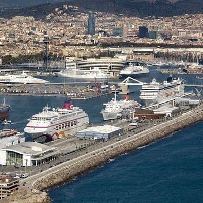 Arrival Transfer: Cruise Port to Barcelona by Luxury Van 5