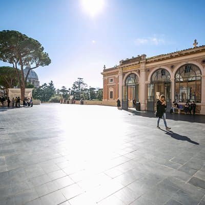Vatican Tour with Michelangelo's Sistine Chapel & Fast-Access 5