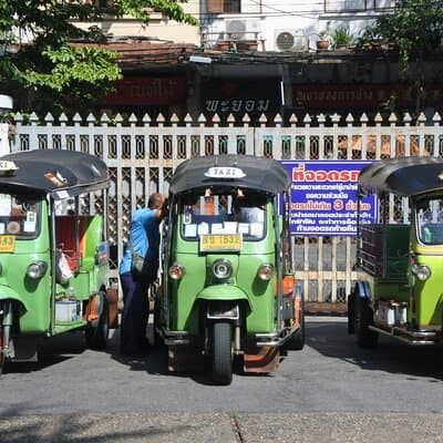 Bangkok: Michelin Guide Street Food Tour by Tuk Tuk 2