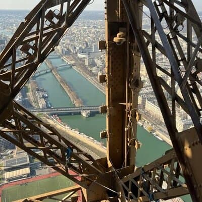 Paris: Eiffel Tower Summit Small-Group Guided Tour Max 6 People 2