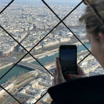 Paris: Eiffel Tower Summit Small-Group Guided Tour Max 6 People 4