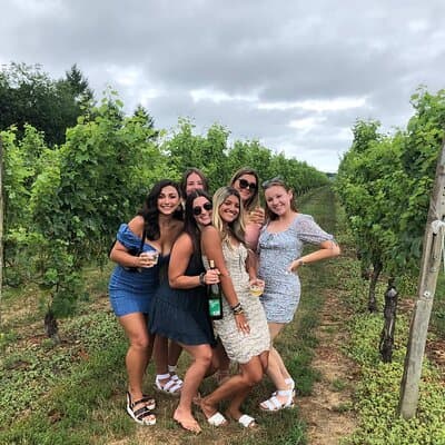 Full Day Private Long Island Wine Tours from New York City 2