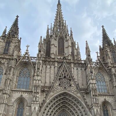 Barcelona Self-Guided Tour for Kids and Families in English 2