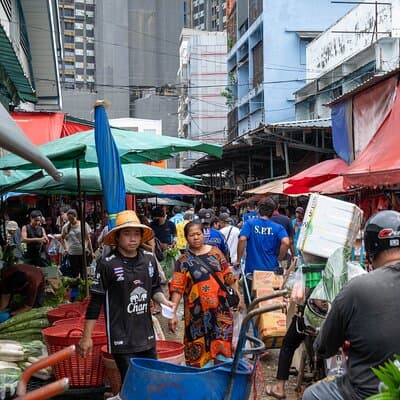 Rickshaw & Hike the Colors of Bangkok jungle 2