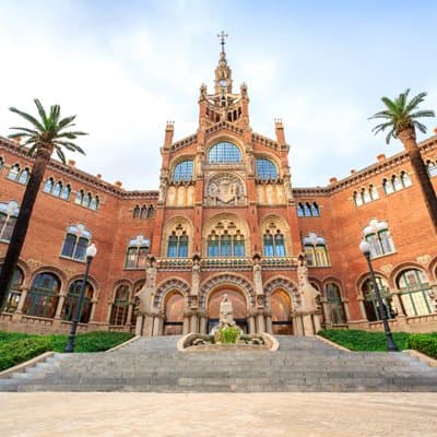 Barcelona Architecture Tour: Insider Secrets with Local Architect 4