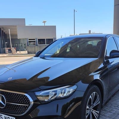 Private Transfer From Barcelona City to Barcelona Airport 2