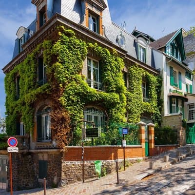 Montmartre in Depth Art History and Bohemian Life Tour 4