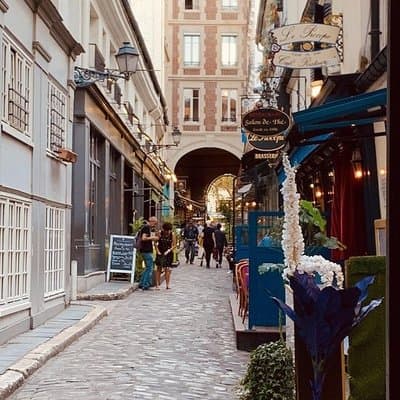 Old Paris Walking Tour: Explore Saint-Germain and Saint-Michel