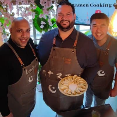 Ramen & Dumpling Cooking in Tokyo with Chef/Vegan possible 3