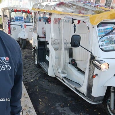 Private Tuk-Tuk: Certified Guide & Inn Pickup 5