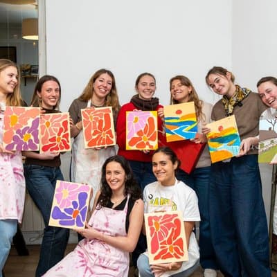 Painting&Wine Workshop - Creative Painting Experience in Paris