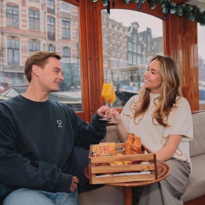 Amsterdam: 1.5-Hour Cozy Morning Breakfast Canal Cruise 5
