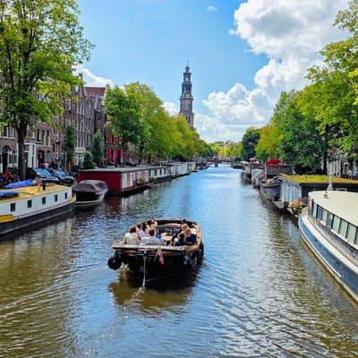 Private 90 Minute Amsterdam Canal Belt Exploration Cruise