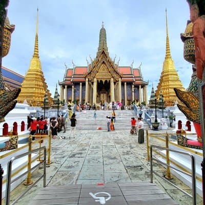 Private Tour to Three Must See Temples in Bangkok 3
