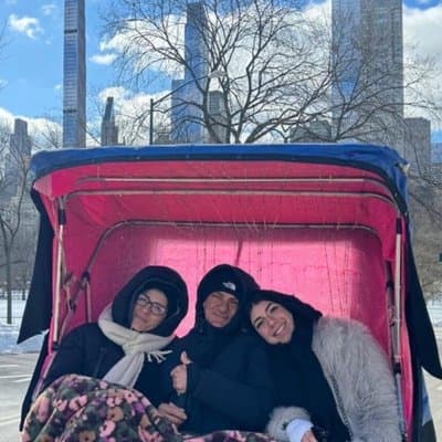 Private Central Park Pedicab Guided Tour with Photo Stops 3