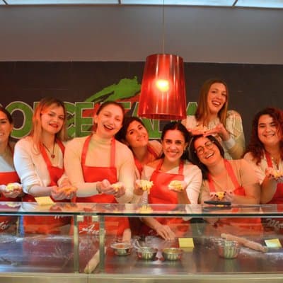Authentic Lasagna and Fettuccine Pasta Making Class in Rome 2