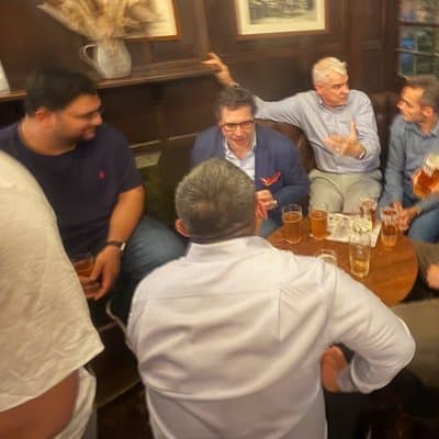 Historic London Pubs; includes a beer in each bar and snacks 3