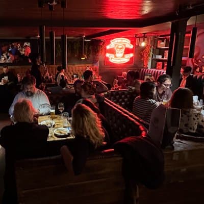 Historic London Pubs; includes a beer in each bar and snacks 5