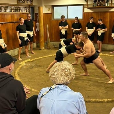 Sumo experience in Tokyo Step into the ring and sumo meal