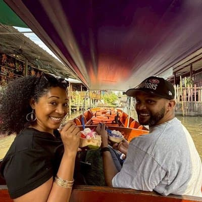 Private Tour to Railway and Floating Markets with Thai desserts 5