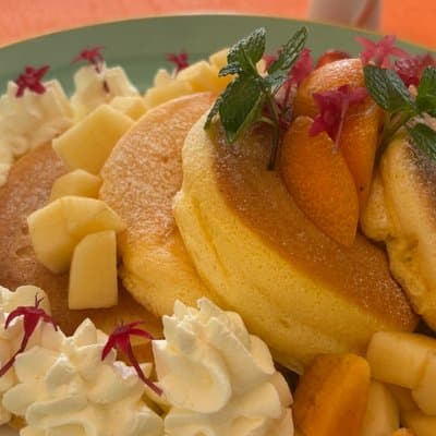 JAPANESE Fluffy Souffle Pancakes & Nature Walk in Todoroki, Tokyo 5