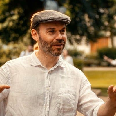 Hemingway's Paris - Immersive Tour - 1.5 hours 5