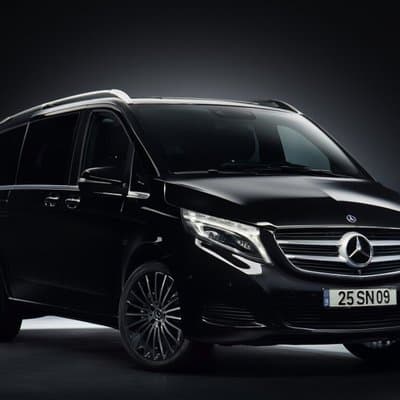 Lisbon Private Car Hire with Driver β plan your own tour 3