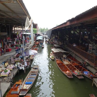 Private Floating Market and Maeklong Railway Market Day Tour 5