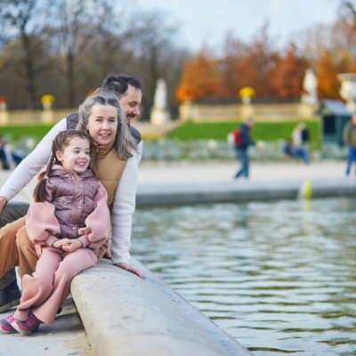 Kickstart Paris Private Tour. City Highlights for Newcomers