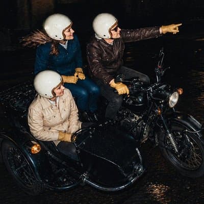 Private Nighttime Vintage Sidecar Tour with Champagne in Paris 5