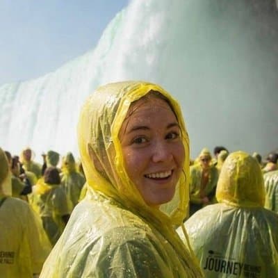 Niagara Falls Small-Group Tour: Boat Cruise, Falls & Aero Car 2